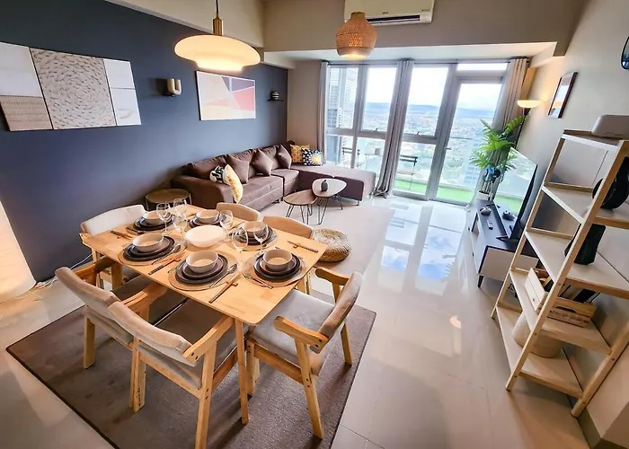 Travellers Haven 3br Bgc, Bathtub, Xbox, 200mbps شقة