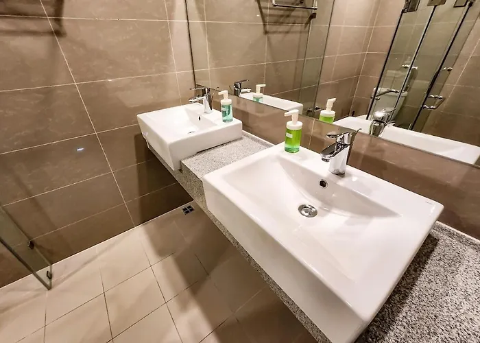 شقة Travellers Haven 3br Bgc, Bathtub, Xbox, 200mbps *