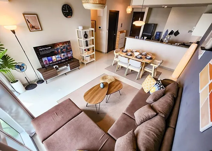 Travellers Haven 3br Bgc, Bathtub, Xbox, 200mbps مانيلا
